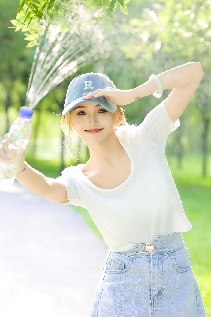 抓娃娃 封面
